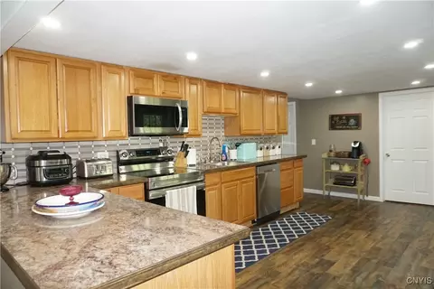 Kitchen - 7545 River Rd, Lysander, NY 13027 photo 2 of 3