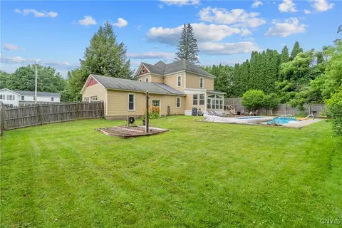 Exterior - 652 Lamson Rd, Lysander, NY 13027 photo 9 of 13