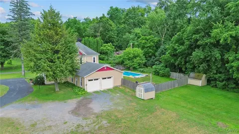 Exterior - 652 Lamson Rd, Lysander, NY 13027 photo 12 of 13