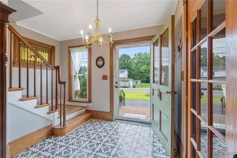 Entry Way - 652 Lamson Rd, Lysander, NY 13027 photo 1 of 3