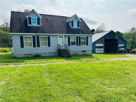 4662 Maybury Rd, Solon, NY 13101