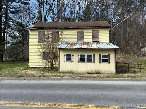 109 Augusta Rd, Augusta, NY 13425