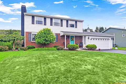 6 Clintonview Rd, New Hartford, NY 13413