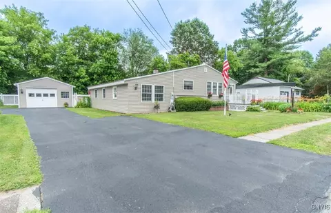 22215 Patricia Dr, Le Ray, NY 13601