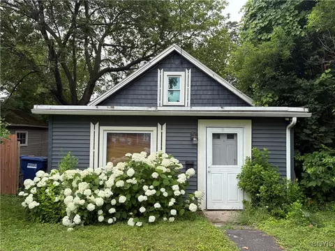 228 Nichols Ave, Syracuse, NY 13206