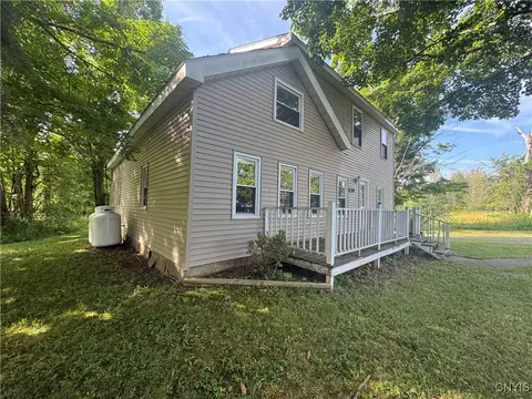 5589 Sand Hill Rd, Verona, NY 13478
