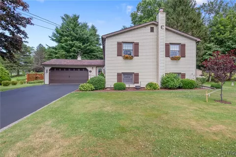 32 Candlewood Dr, Scriba, NY 13126 photo 2