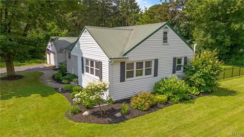 200 Audubon Rd, Fayetteville, NY 13066