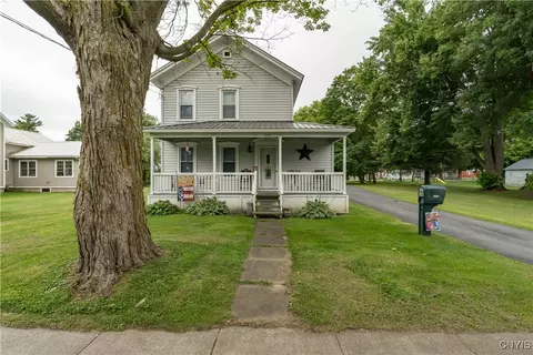 7647 E State St, Lowville, NY 13367