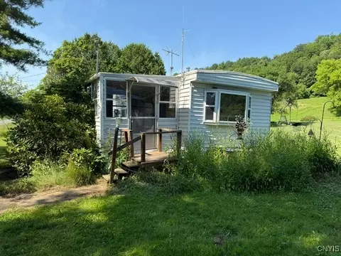6792 Creek Rd, Lincoln, NY 13421