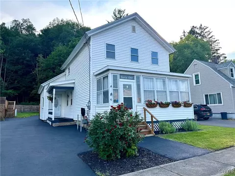 41 Foster St, Whitestown, NY 13492