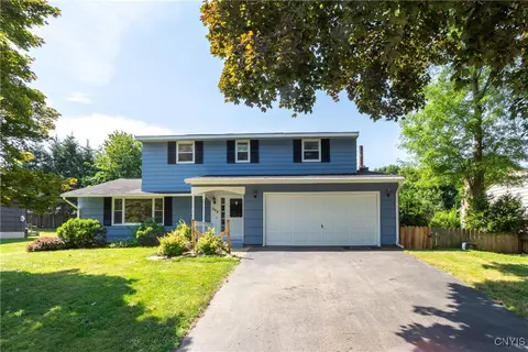 209 Pear Tree Dr, Camillus, NY 13031
