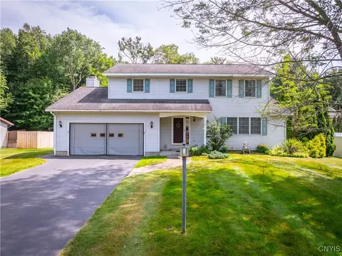 27 Family Cir, Lee, NY 13363