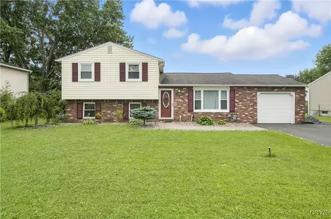4182 Rancho Park Dr, Liverpool, NY 13090