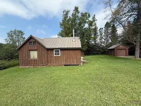 5631 Salmon River Rd, Montague, NY 13367