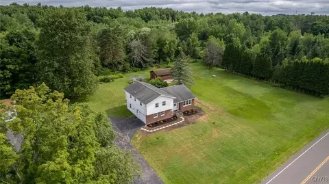 5157 Orangeport Rd, Brewerton, NY 13029