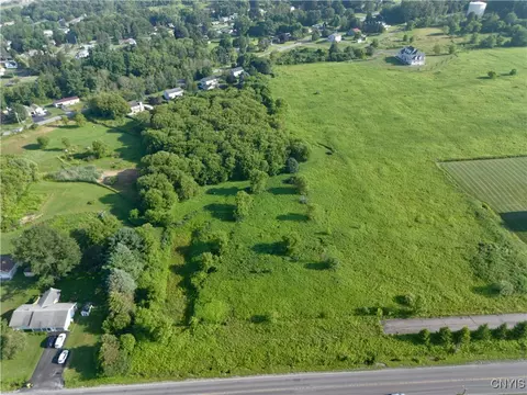 9046 Tibbitts, New Hartford, NY 13413