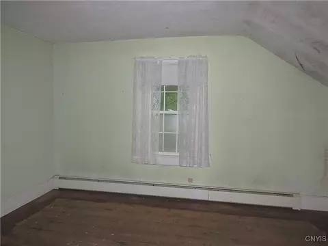 Bedroom - 164 Kanzog Rd, German Flatts, NY 13407 photo 10 of 12