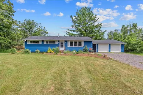 3850 Oran Gulf Rd, Manlius, NY 13104