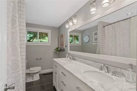 Bath - 7 Beach Rd, Marcellus, NY 13108 photo 2 of 3