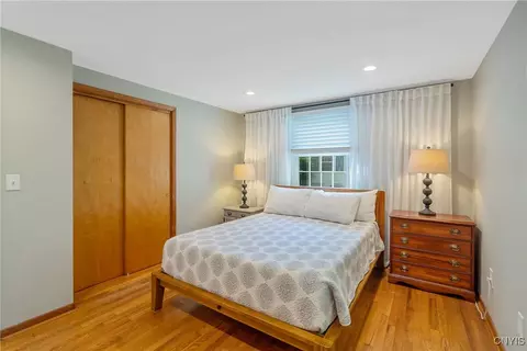 Bedroom - 7 Beach Rd, Marcellus, NY 13108 photo 2 of 7
