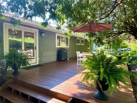 Exterior - 7 Beach Rd, Marcellus, NY 13108 photo 7 of 10
