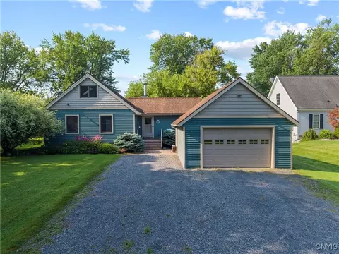 90 Krystyna Ln, Cato, NY 13080