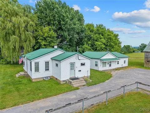97 E Church St, Adams, NY 13605