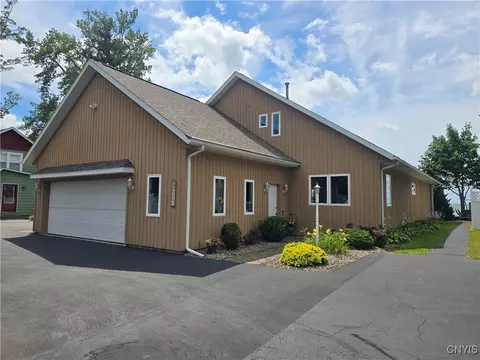 6641 Lake Shore Rd N, Canastota, NY 13032