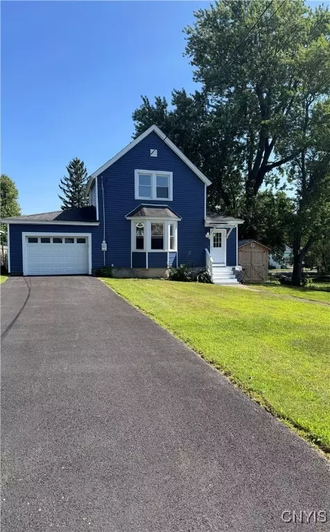 14 Catherine St, Oswego, NY 13126