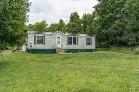 22335 Card Rd, Rutland, NY 13612