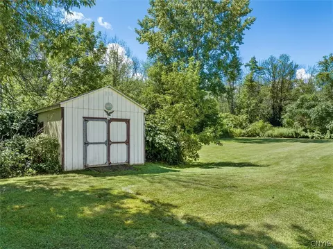 8460 Old River Rd, Marcy, NY 13403 photo 8