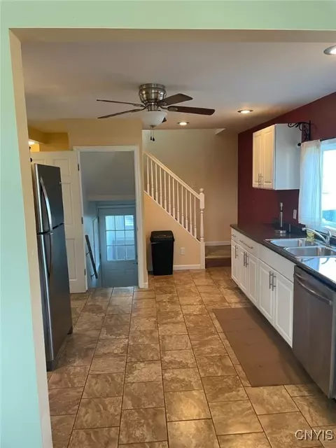 Other - 5627 Bear Rd, Syracuse, NY 13212 photo 5 of 10