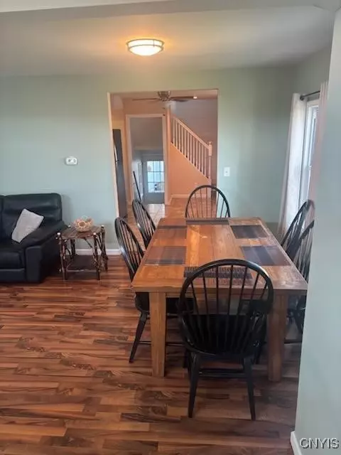 Dining - 5627 Bear Rd, Syracuse, NY 13212 photo 1 of 1