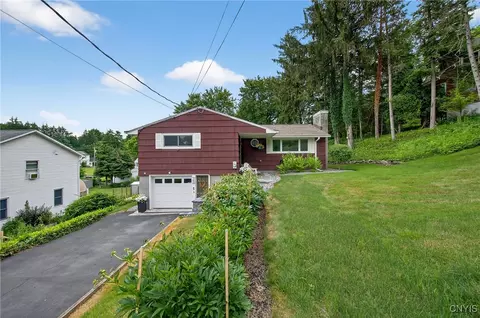 Exterior - 304 Halton Rd, Syracuse, NY 13224 photo 12 of 13