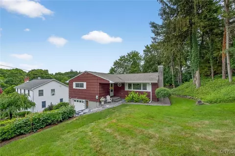 Exterior - 304 Halton Rd, Syracuse, NY 13224 photo 10 of 13