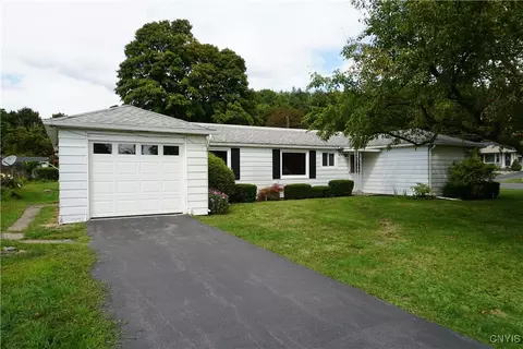 5002 W Genesee St, Camillus, NY 13031