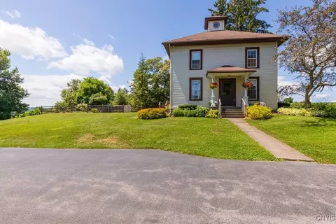 4300 Norton Rd, Onondaga, NY 13215