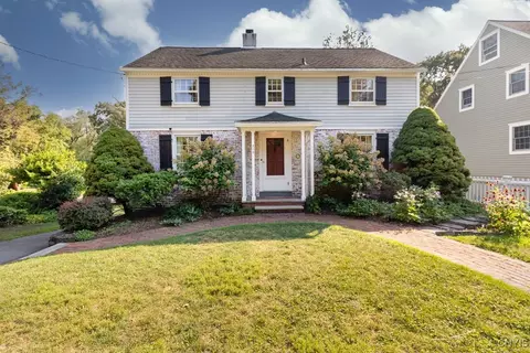 310 Dewittshire Rd S, Syracuse, NY 13214