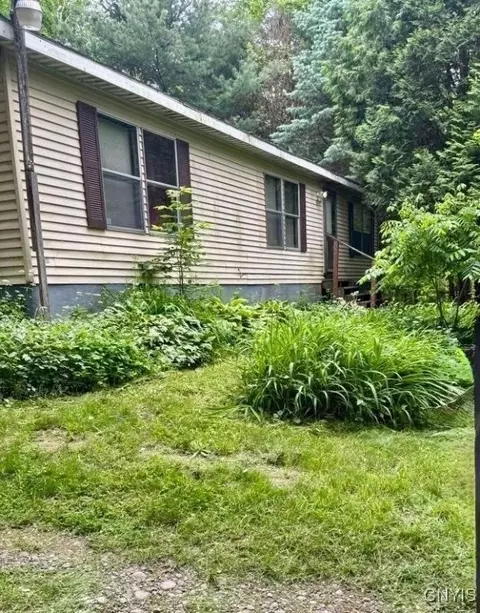1456 County Route 28, Pulaski, NY 13142