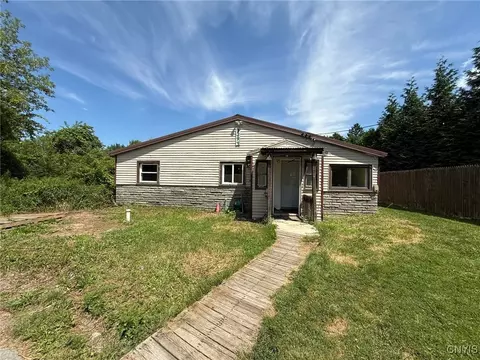 9394 Brewerton Rd, Brewerton, NY 13029