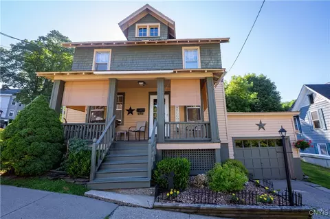 13 Lewis St, Little Falls, NY 13365