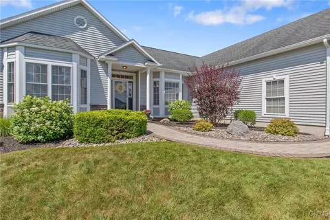 Exterior - 5186 Lyle Dr, Clay, NY 13041 photo 2 of 7