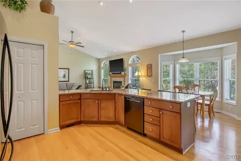 Kitchen - 5186 Lyle Dr, Clay, NY 13041 photo 7 of 9