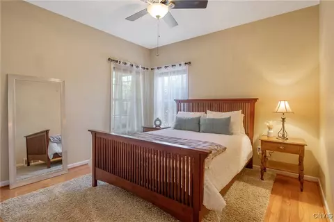 Bedroom - 5186 Lyle Dr, Clay, NY 13041 photo 2 of 5