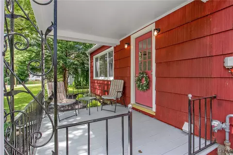 Exterior - 32 Brown St, Lysander, NY 13027 photo 2 of 4