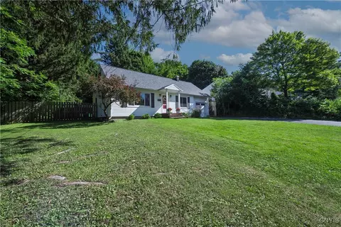 205 Eureka Dr, Manlius, NY 13104 photo 3