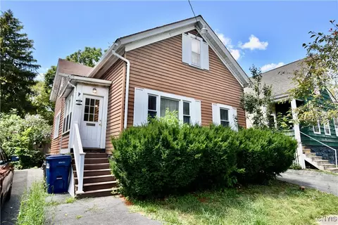 1019 Highland St, Syracuse, NY 13203