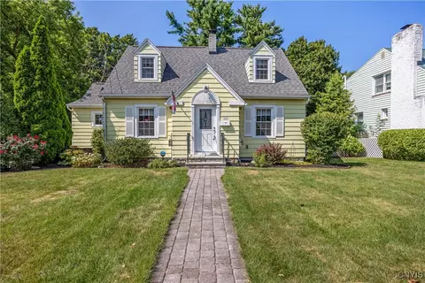 169 E Cheltenham Rd, Syracuse, NY 13205