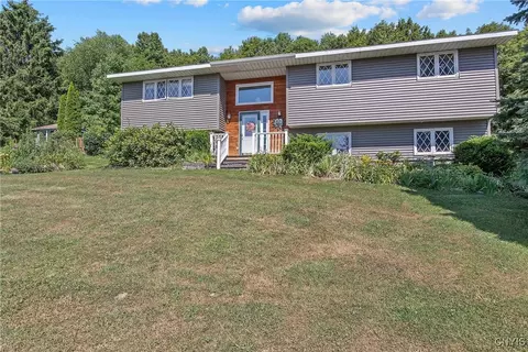 914 Us Route 11 N, Tully, NY 13159